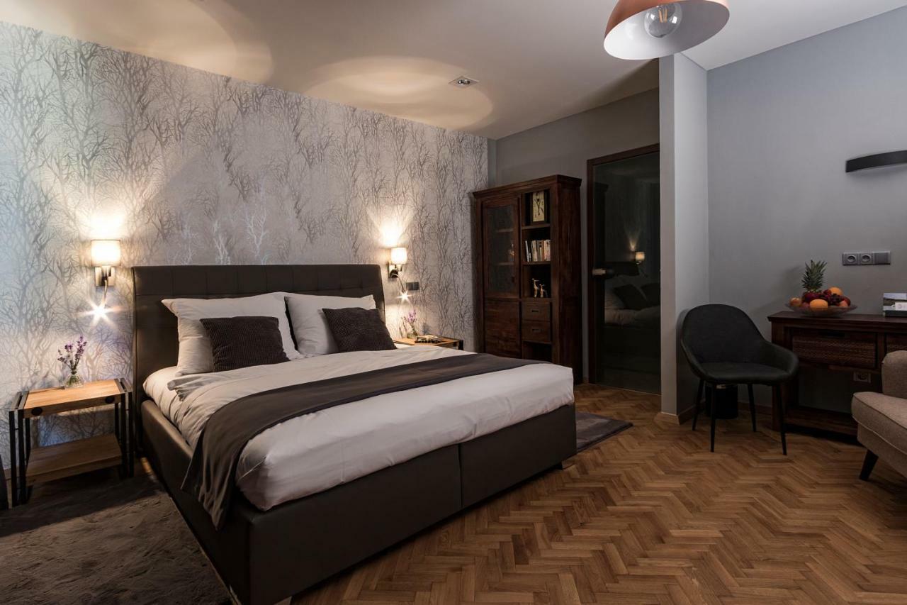 Areal Botanika Hotell Unhošť Exteriör bild