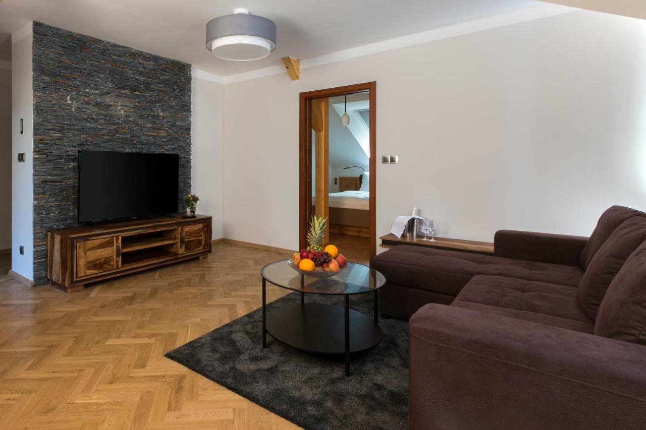 Areal Botanika Hotell Unhošť Exteriör bild